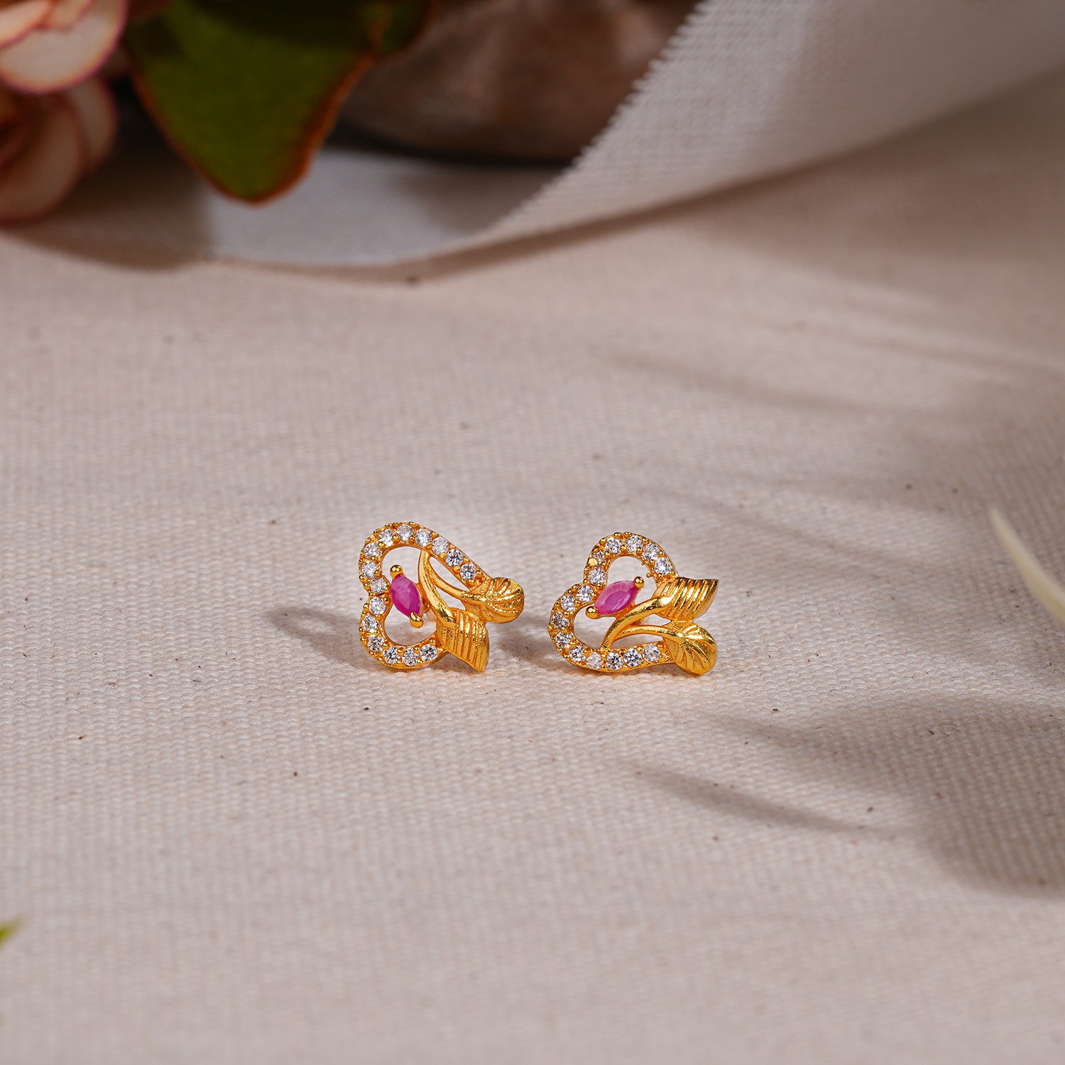 Heart Gold red stone earring
