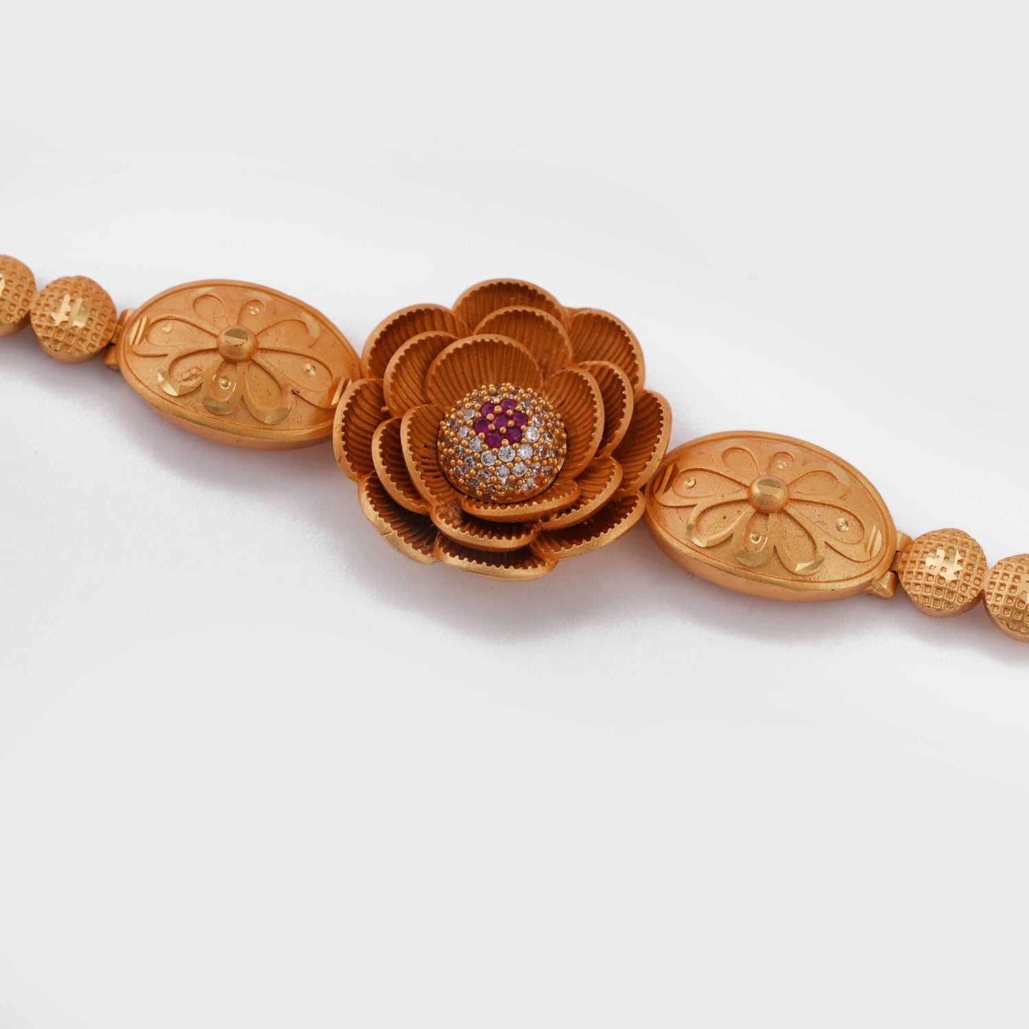 Floral Gold Heritage Braclet